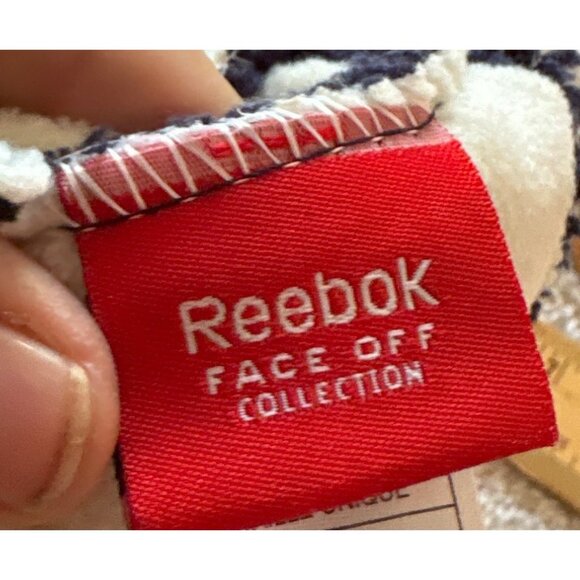 Reebok Montreal Canadiens Hat Toque Fur Trooper Hat Logo Face Off Skate Laces - Picture 12 of 14